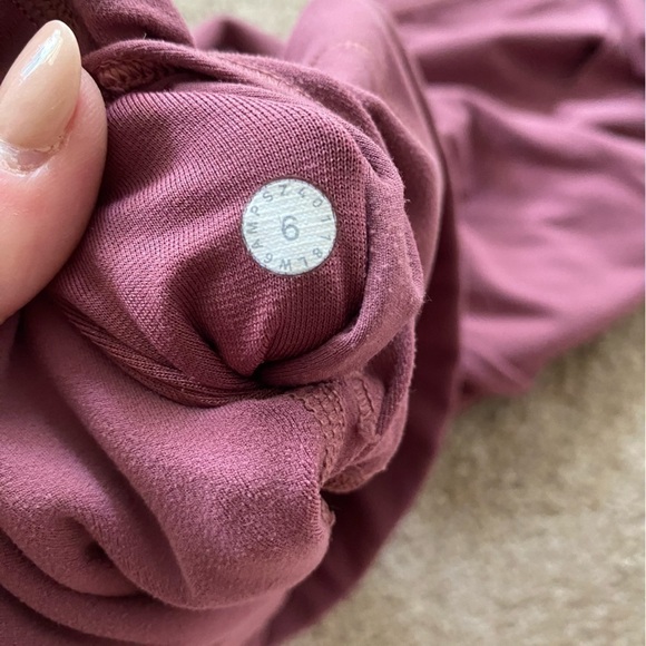 Lululemon | Women's Align Crop 21" So Merlot Size 6 - Picture 4 of 7